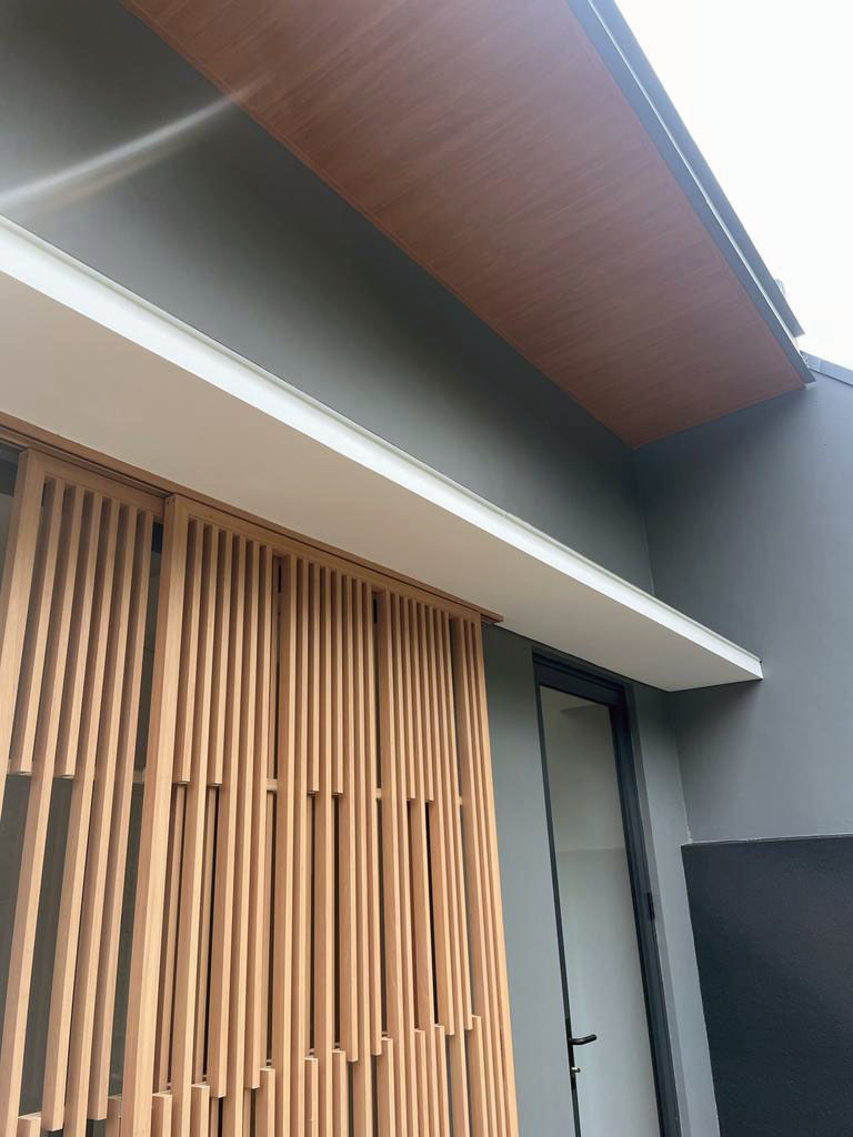 Image gallery image